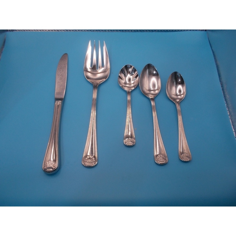 Retroneu Shell 18/8 Stainless Flatware 5 Piece Place Setting Korea Mixed Spoons